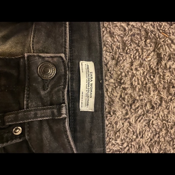Black Zara flare jeans - Picture 3 of 3